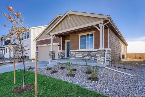 54960 E 27 Ave, Strasburg, CO 80136