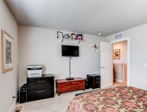 16261 E Warner Pl, Denver, CO 80239 photo 12