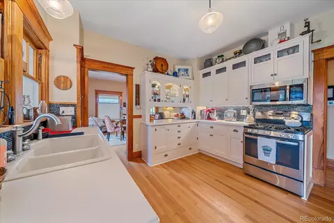 Kitchen - 22624 County Road 5, Elbert, CO 80106 photo 2 of 3
