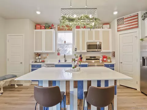 Kitchen - 286 Cardinal St, Johnstown, CO 80534 photo 7 of 7