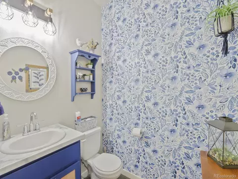 Bath - 286 Cardinal St, Johnstown, CO 80534 photo 2 of 4
