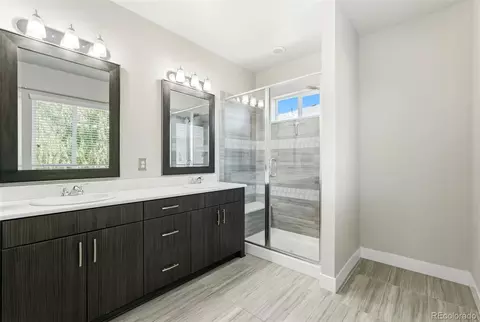 Bath - 6875 E 133rd Ave, Brighton, CO 80602 photo 3 of 5