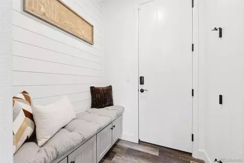 Entry Way - 25171 E Nova Pl, Aurora, CO 80016 photo 2 of 3