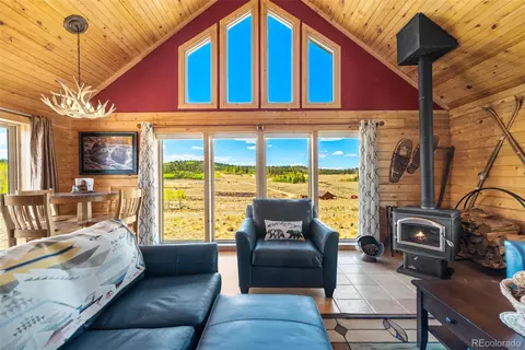 Living - 15 Mallard Rd, Como, CO 80432 photo 5 of 12