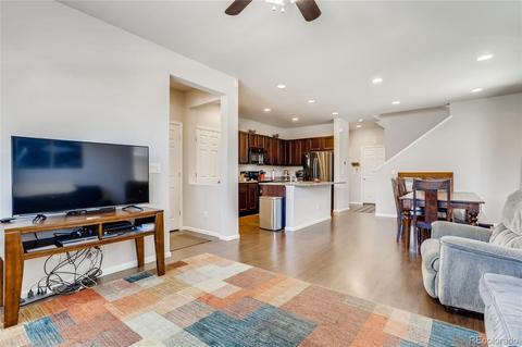 15782 E Warner Dr, Denver, CO 80239 photo 5