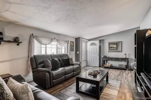 17510 E Coolidge Pl, Aurora, CO 80011 photo 5