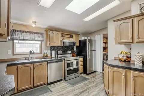 17510 E Coolidge Pl, Aurora, CO 80011 photo 3