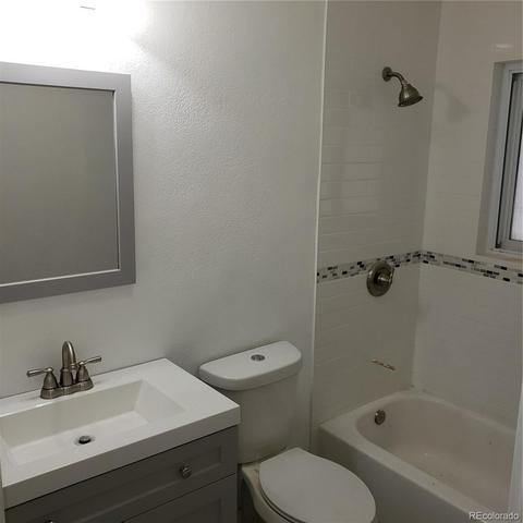 1742 Macon St, Aurora, CO 80010 photo 6