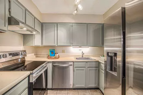 Kitchen - 427 Wright St #208, Lakewood, CO 80228 photo 1 of 2