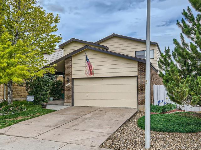 427 E 118th Pl, Northglenn, CO 80233