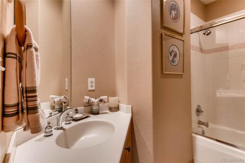 16539 E Fair Ave, Centennial, CO 80016 photo 21