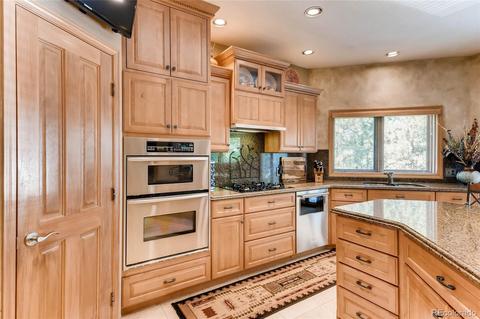 16539 E Fair Ave, Centennial, CO 80016 photo 9