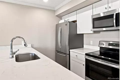 5770 E Warren Ave #104, Denver, CO 80222