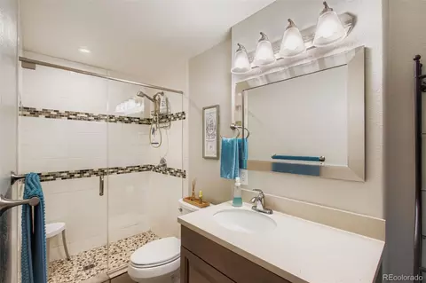 Bath - 20600 E Hamilton Ave, Aurora, CO 80013 photo 5 of 5