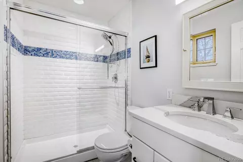 Bath - 2600 Eldorado Pl, Denver, CO 80210 photo 7 of 8