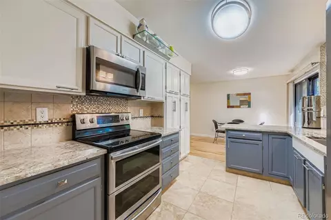 95 S Eagle Cir, Aurora, CO 80012 photo 10