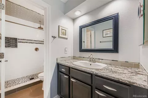 95 S Eagle Cir, Aurora, CO 80012 photo 14