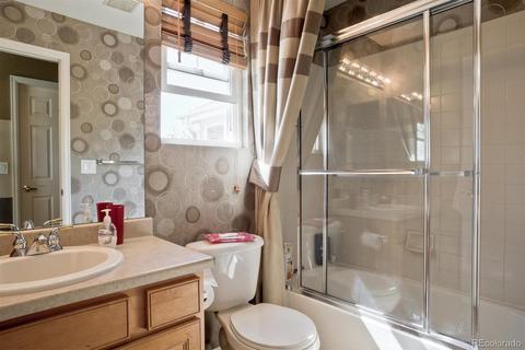 20528 E Hamilton Cir, Aurora, CO 80013 photo 13