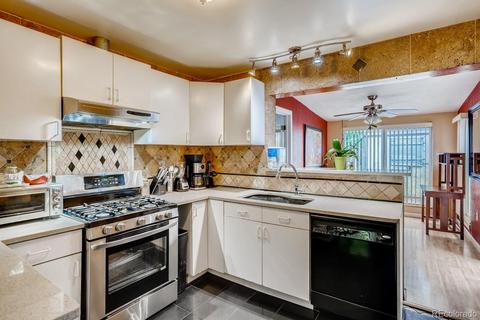 3260 Oneida St, Denver, CO 80207 photo 9