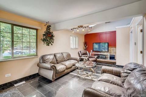 3260 Oneida St, Denver, CO 80207 photo 4