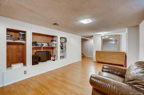 3260 Oneida St, Denver, CO 80207 photo 20