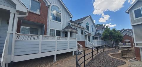 16962 E Warren Pl #B, Aurora, CO 80013 photo 1