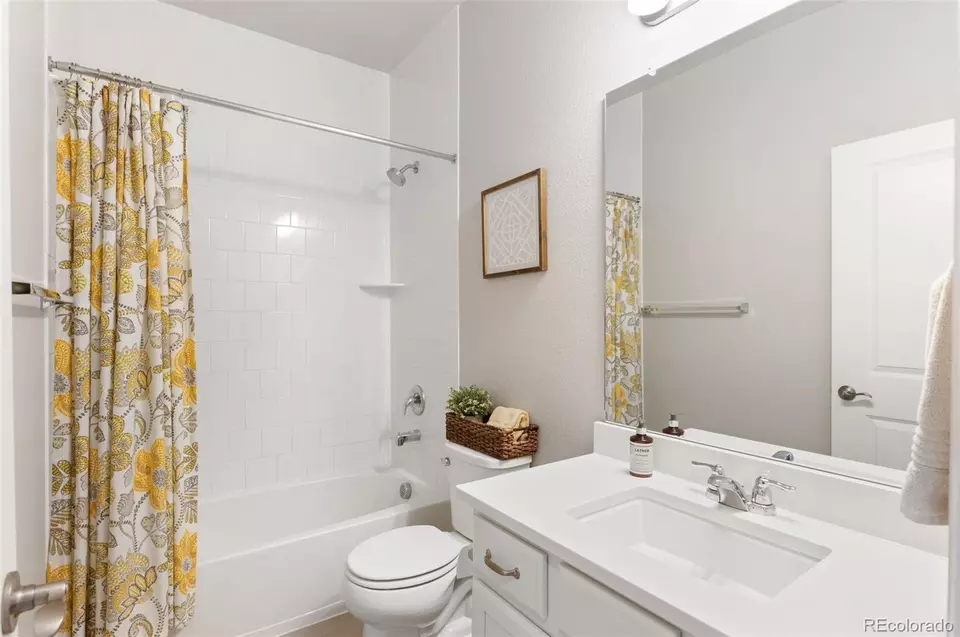 Bath - 15388 W 64th Dr #D, Arvada, CO 80007 photo 2 of 4