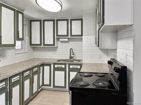 6832 W 53rd Pl, Arvada, CO 80002 photo 5