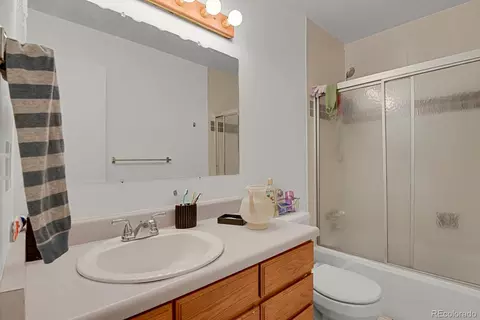 Bath - 9025 E Mansfield Ave, Denver, CO 80237 photo 3 of 3