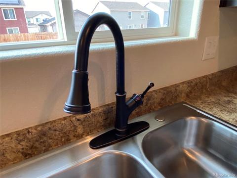 47393 Lily Ave, Bennett, CO 80102 photo 4