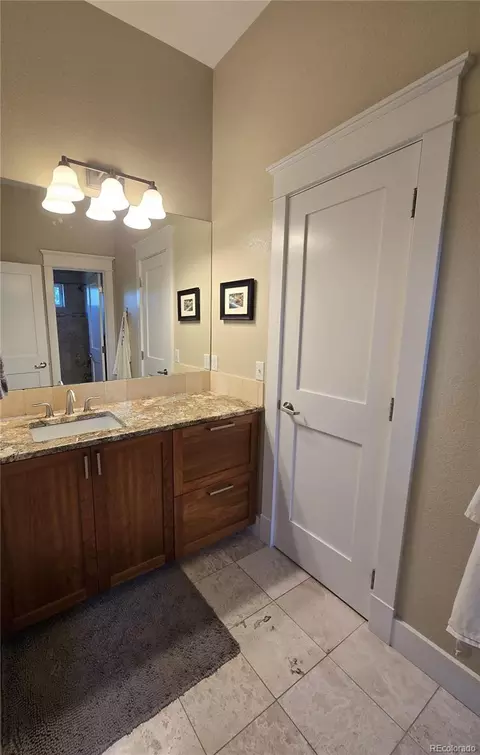 Bath - 4570 Sprucedale Pl, Boulder, CO 80301 photo 4 of 7