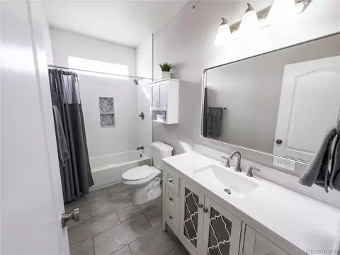 Bath - 29670 E 166th Ave, Brighton, CO 80603 photo 1 of 6