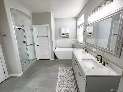 Bath - 29670 E 166th Ave, Brighton, CO 80603 photo 3 of 6