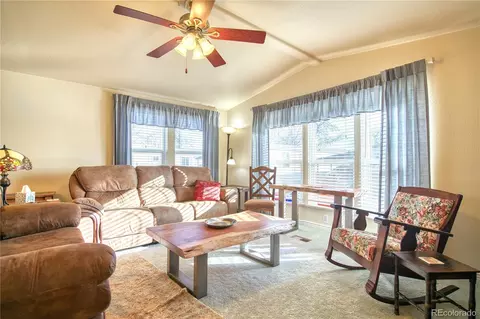 605 W 57th St, Loveland, CO 80538