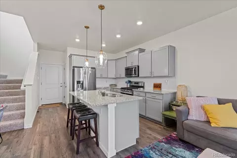 21943 E 8th Ave, Aurora, CO 80018 photo 4