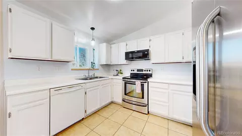 Kitchen - 4355 E 118th Ave, Thornton, CO 80233 photo 2 of 2