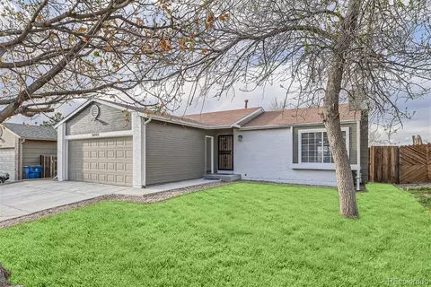 Exterior - 19083 E Oberlin Dr, Aurora, CO 80013 photo 4 of 6