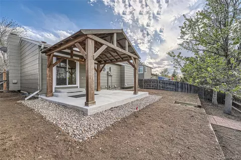Exterior - 19083 E Oberlin Dr, Aurora, CO 80013 photo 3 of 6