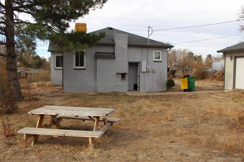 2260 Elkhart St, Aurora, CO 80011 photo 5