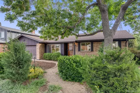 7382 E Bates Dr, Denver, CO 80231 photo 4