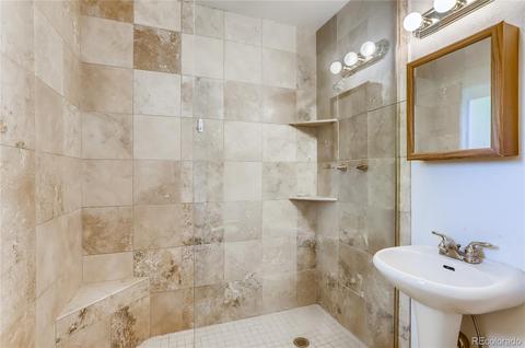 8233 E Kenyon Dr, Denver, CO 80237 photo 15