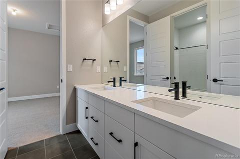 9986 E 59th Pl, Denver, CO 80238 photo 34