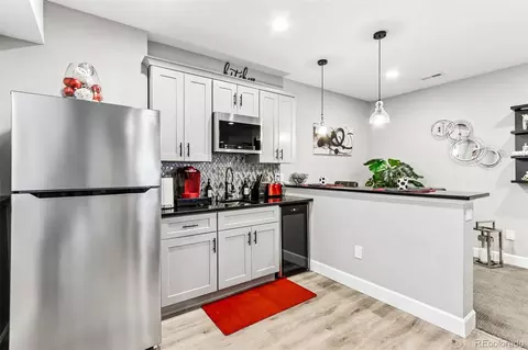 Kitchen - 22537 E Union Cir, Aurora, CO 80015 photo 4 of 4