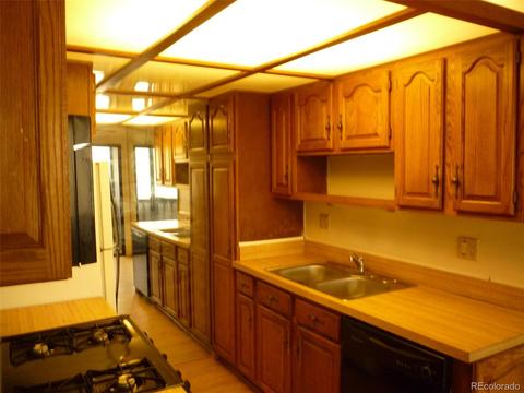 10752 Exposition Ave #233, Aurora, CO 80012 photo 2