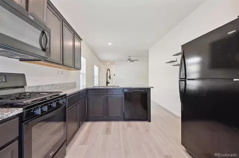 349 Walnut St, Bennett, CO 80102 photo 10