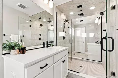 Bath - 9730 E 61st Pl, Denver, CO 80238 photo 4 of 6