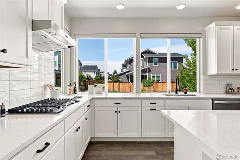 Kitchen - 9730 E 61st Pl, Denver, CO 80238 photo 6 of 7