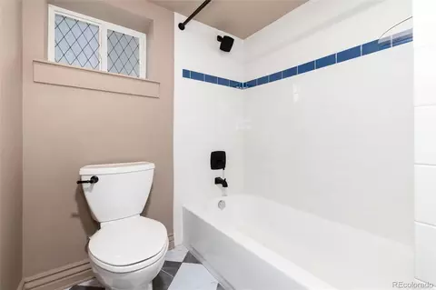 Bath - 1106 Steele St, Denver, CO 80206 photo 7 of 7