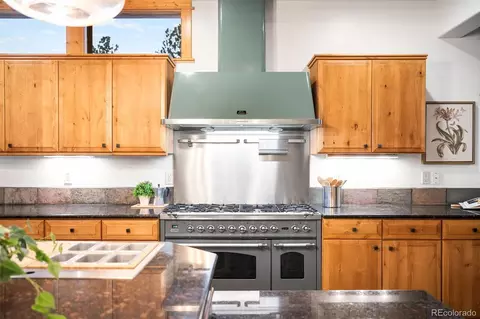 Kitchen - 229 Mohawk Trl, Pine, CO 80470 photo 3 of 5