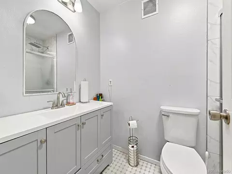 Bath - 14499 1st Dr, Aurora, CO 80011 photo 3 of 4